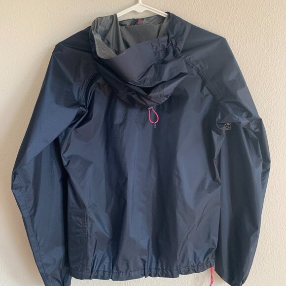OR Helium II rain shell jacket, women's xs, EUC - Picture 2 of 10